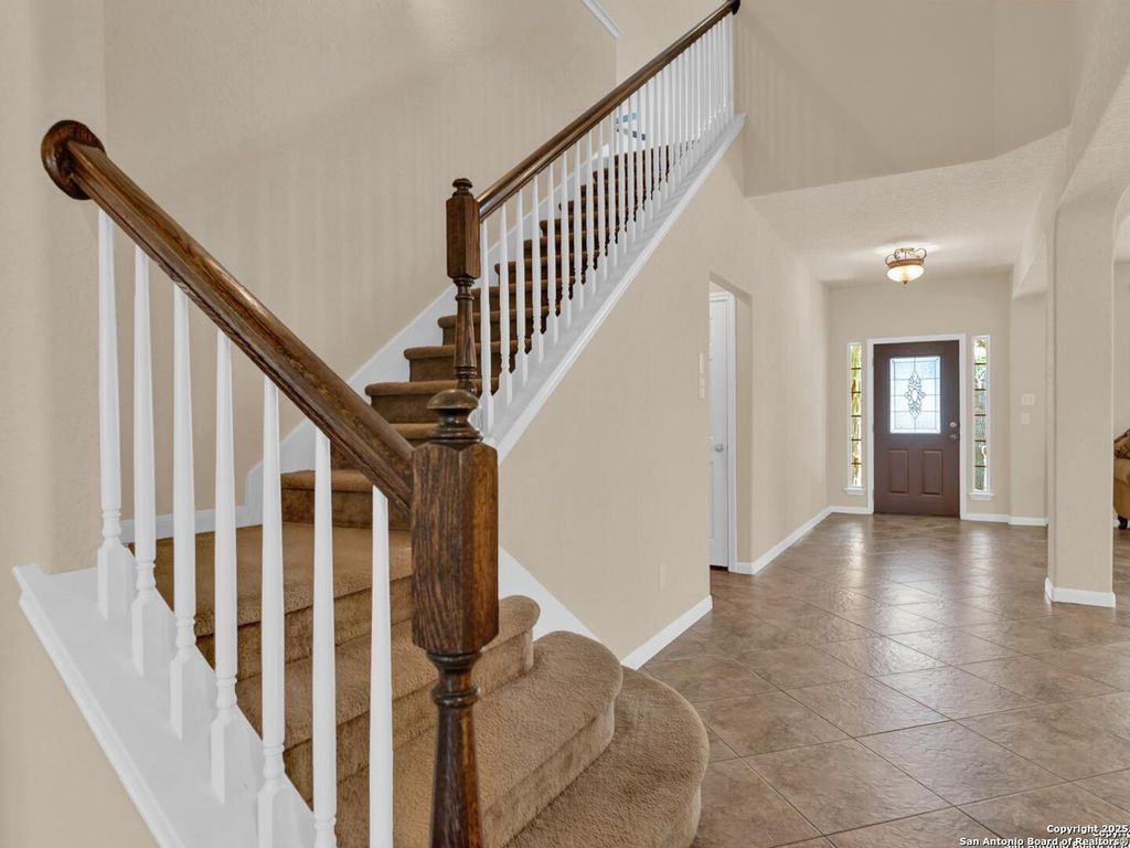 Photo of 1008 Magellan, Windcrest, TX 78239 (MLS # 1885655)