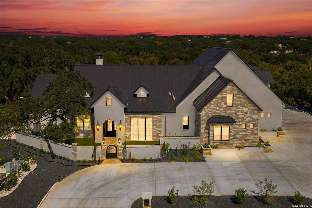Photo of 31209 KEENELAND DR, Fair Oaks Ranch, TX 78015 (MLS # 2009927)