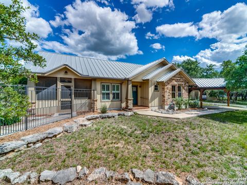 Single Family Residence in Boerne TX 101 Mallard Dr 23.jpg