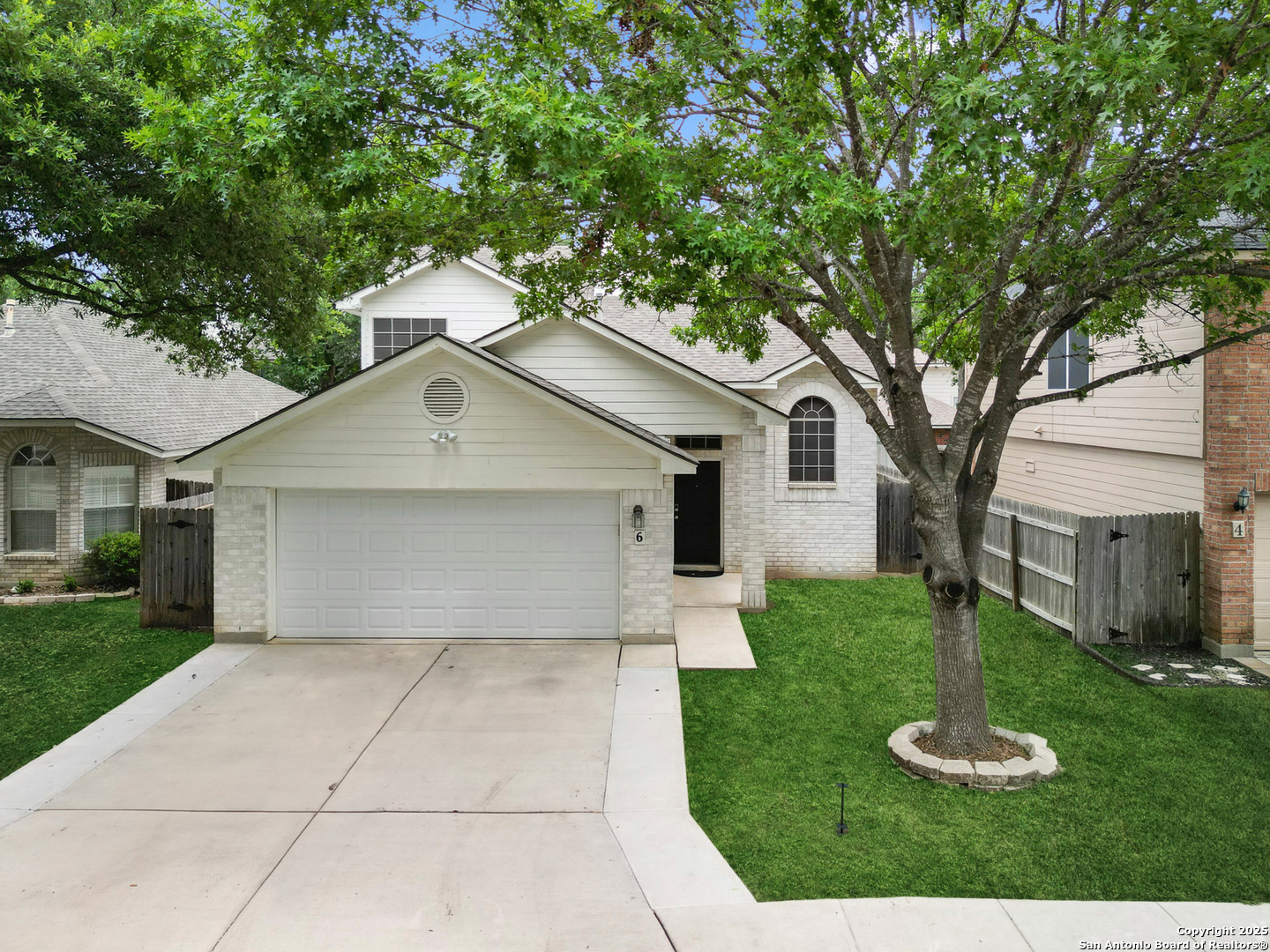 6 Pembroke CT
