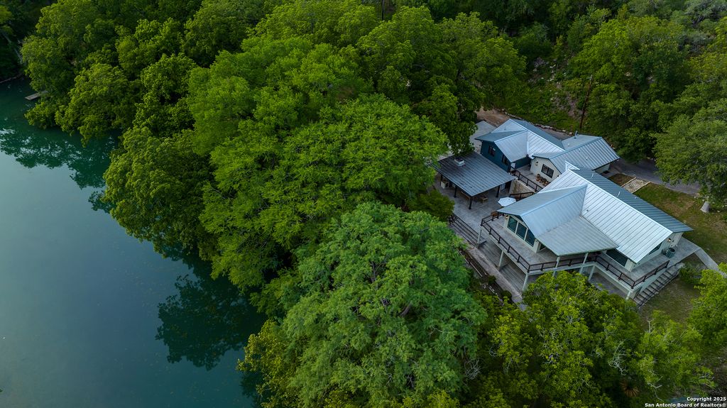 Photo of 2865 EDGEGROVE, Canyon Lake, TX 78133 (MLS # 1917048)