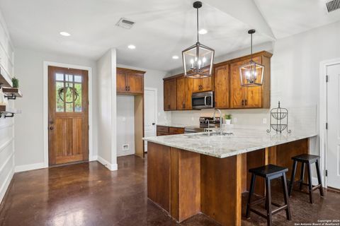 A home in Canyon Lake