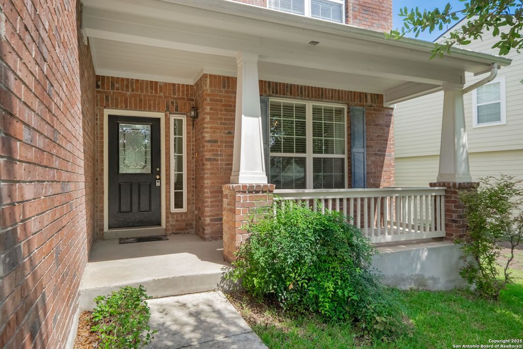 Photo of 234 Turnberry Dr, Cibolo, TX 78108 (MLS # 1891786)