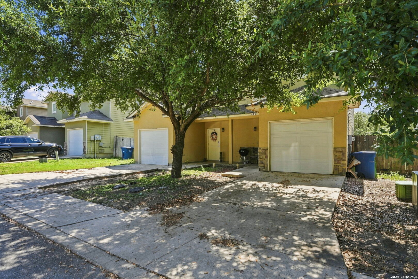 4902 & 4832 Appleseed Ct