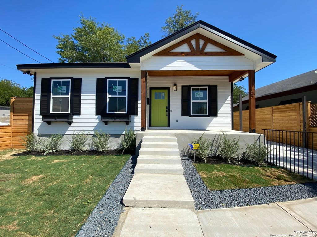 Photo of 127 Conrad ST, San Antonio, TX 78210 (MLS # 1931367)