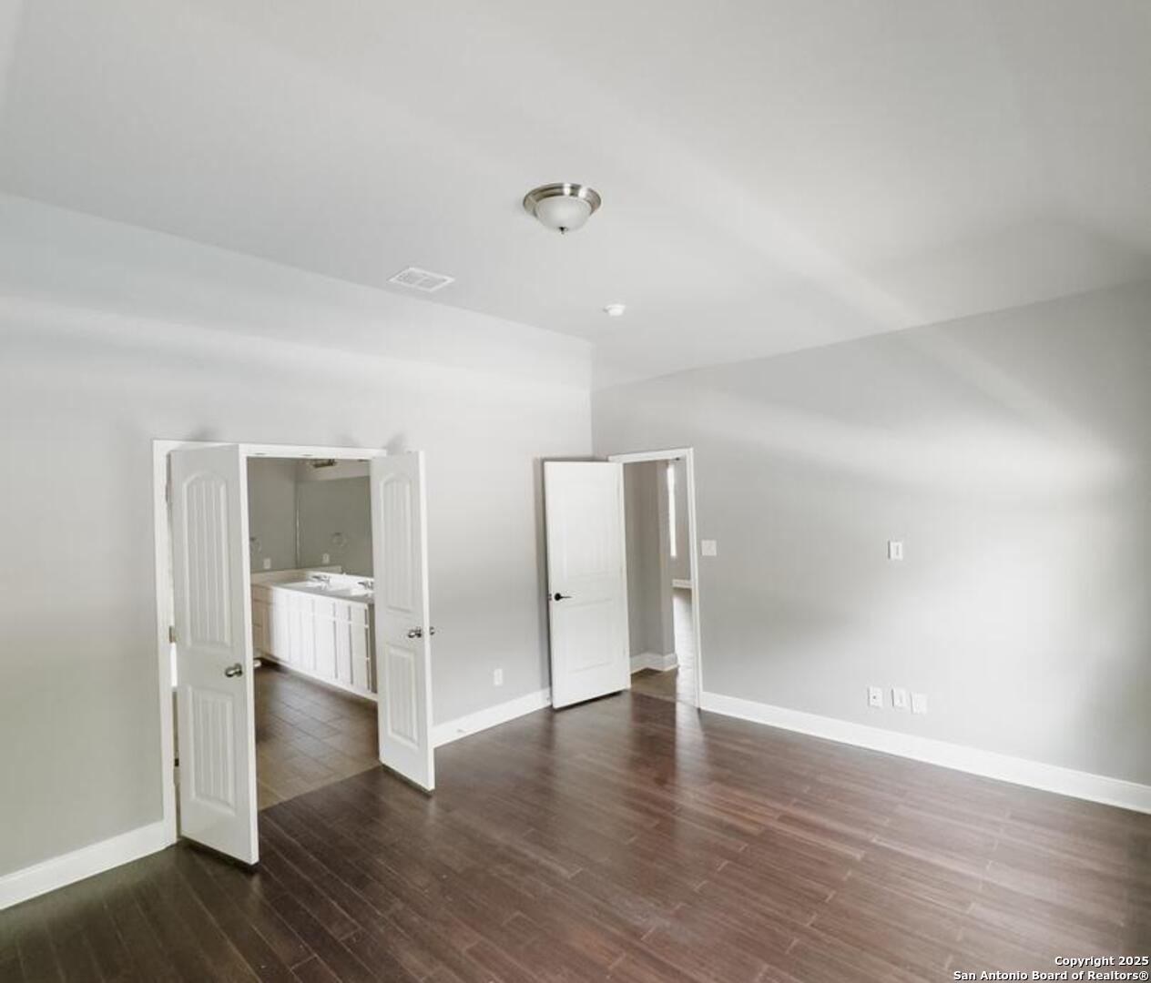 5822 Calaveras Way