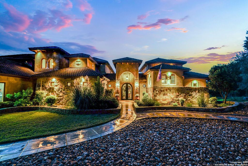 Photo of 2170 Sierra Madre, Canyon Lake, TX 78133 (MLS # 1887506)