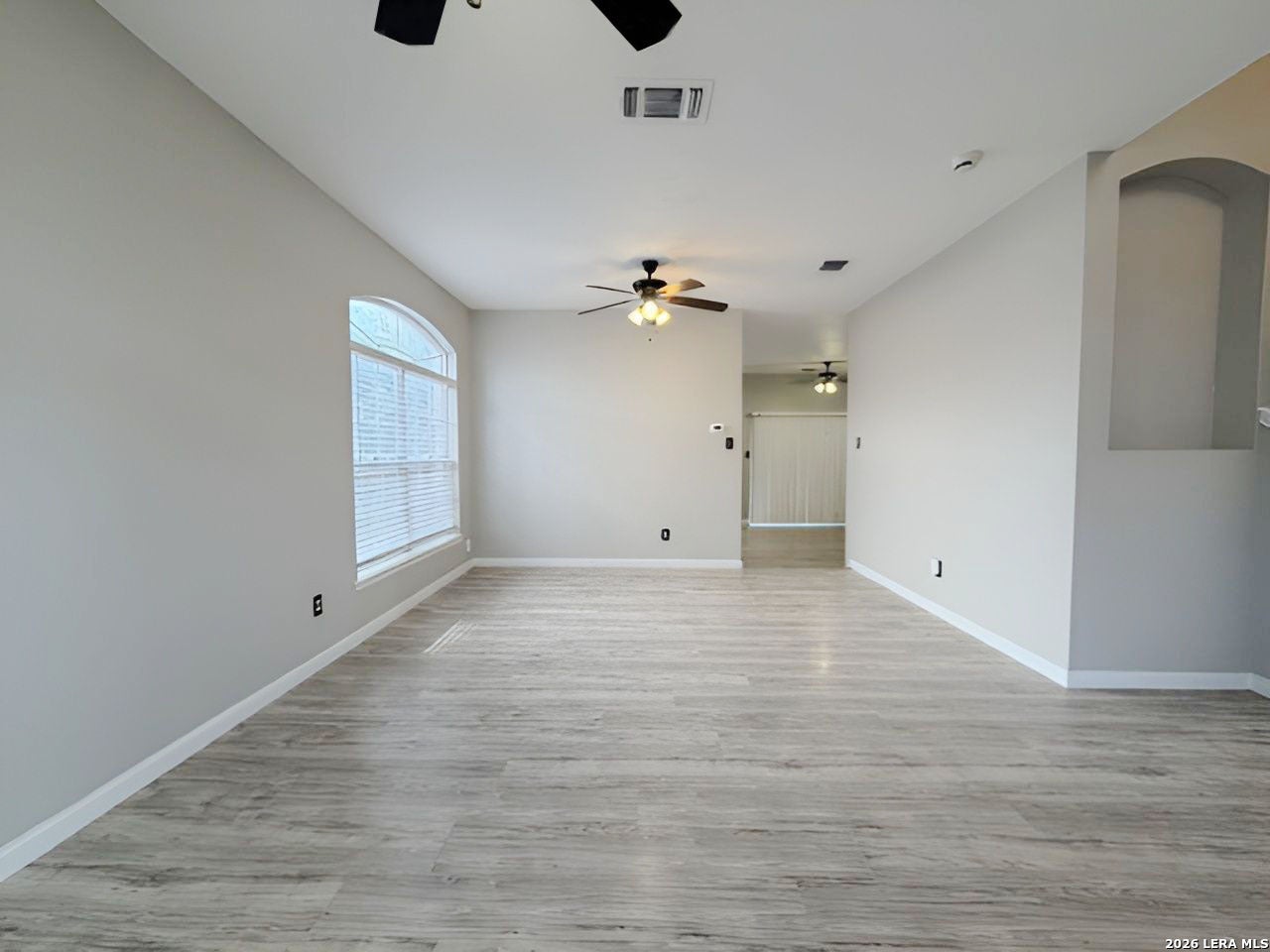 4122 Knollbluff