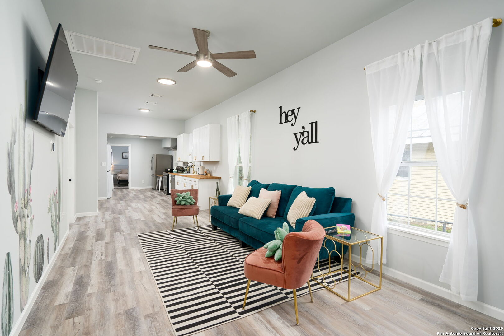Photo 1 of 20 — 114 DILWORTH ST, San Antonio, TX 78203