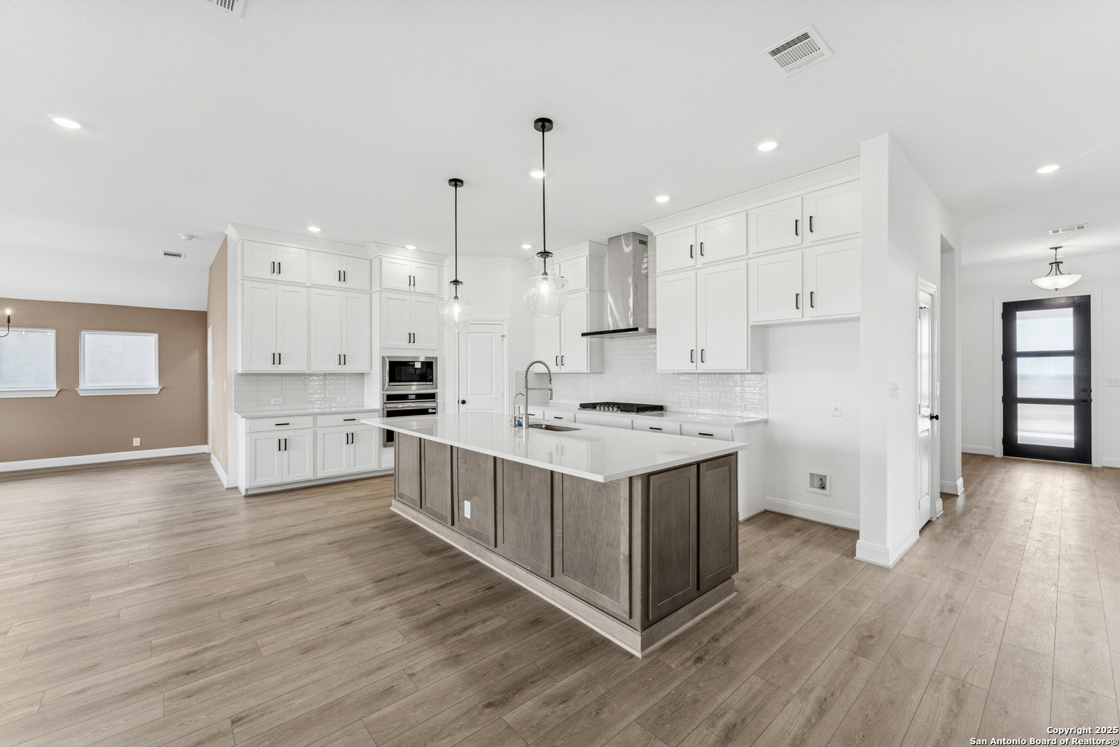 1307 Webb Creek