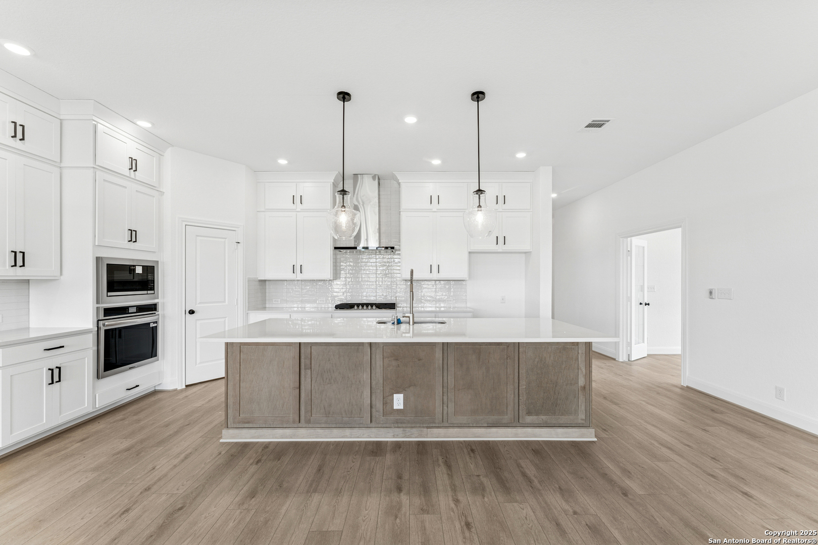 1307 Webb Creek