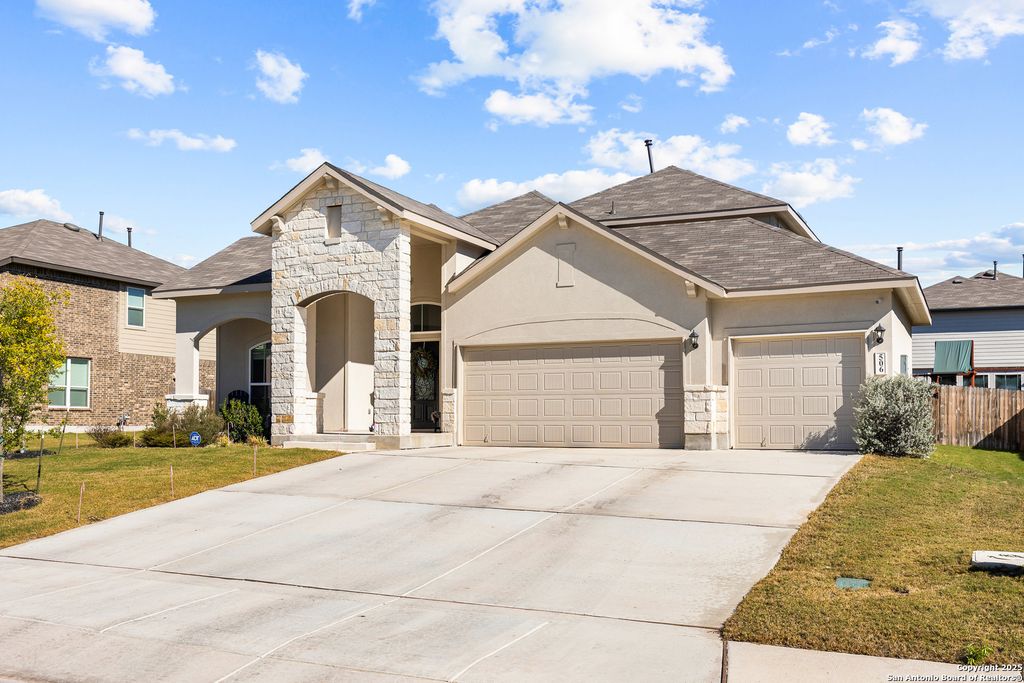 Photo of 506 nickel, Cibolo, TX 78108 (MLS # 1928094)