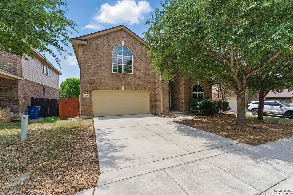 Photo of 229 kensington, Cibolo, TX 78108 (MLS # 1860849)