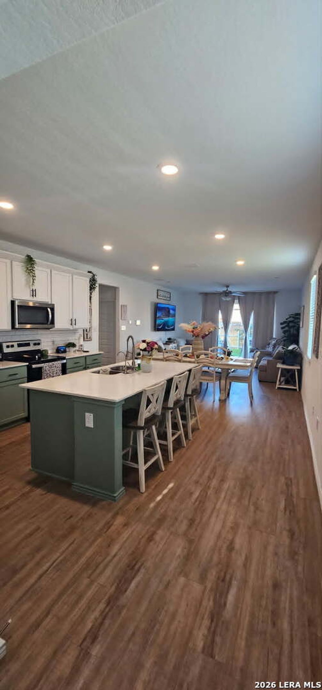 Photo of 2517 WINDLE LN, Seguin, TX 78155 (MLS # 1964160)