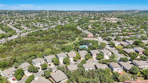 A home in Helotes