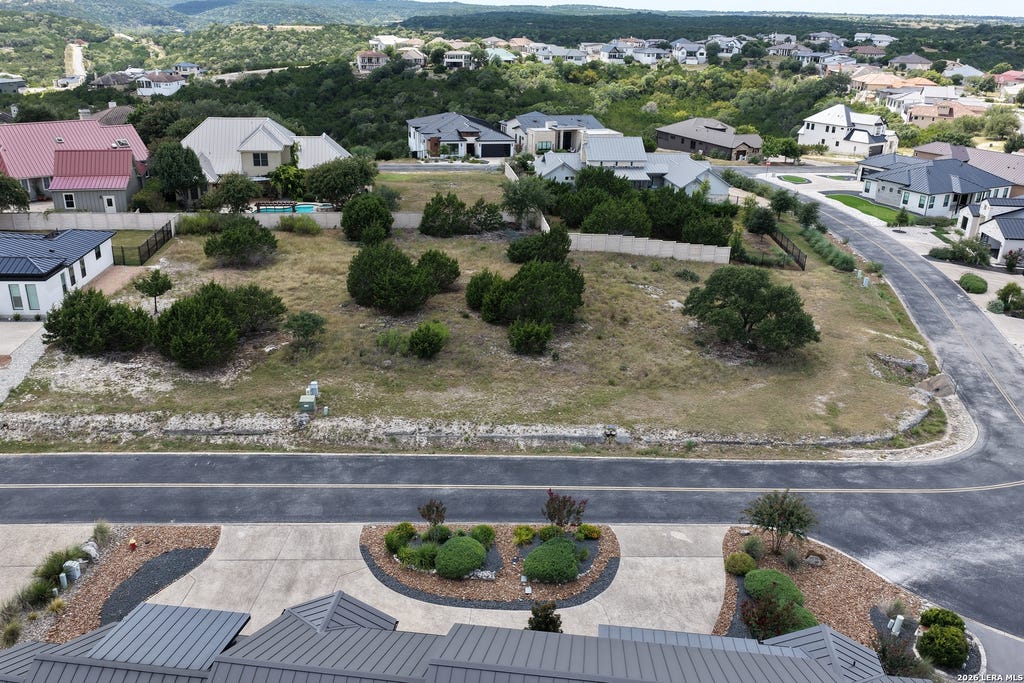Photo of 533 HANNAH LN, Boerne, TX 78006 (MLS # 2008115)