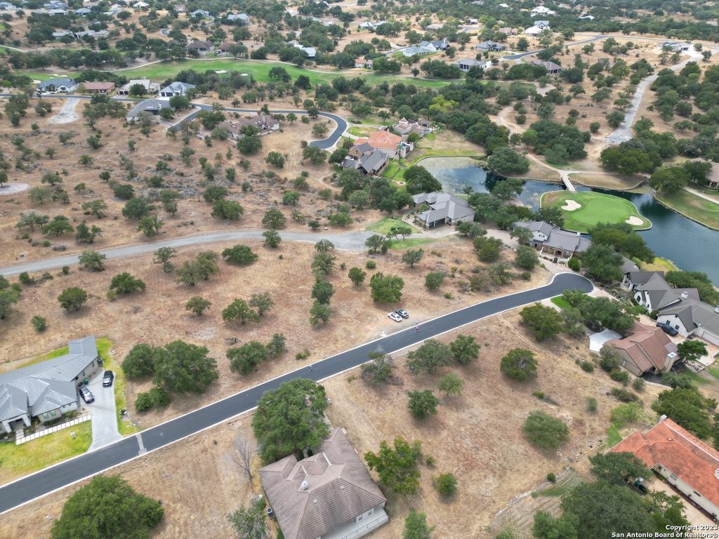 Photo of 109 Comanche Agate, Horseshoe Bay, TX 78657 (MLS # 1863619)