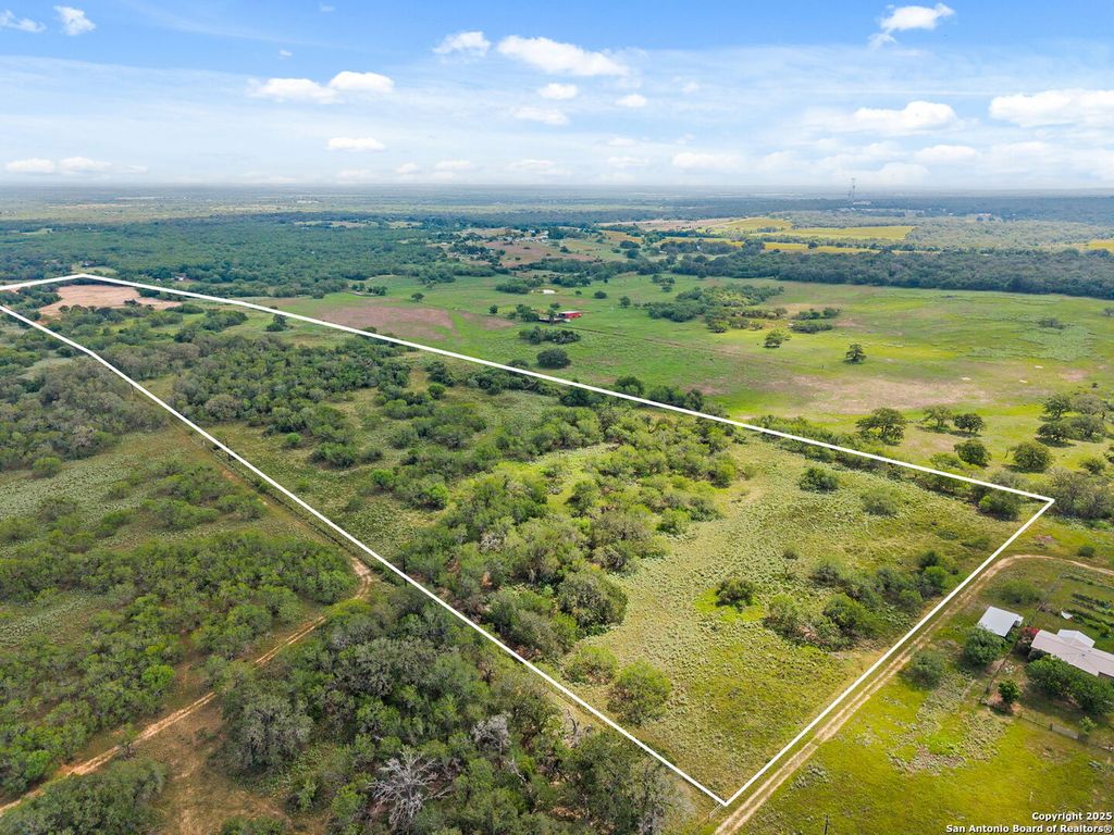 Photo of 3141 Zion Hill, Seguin, TX 78155 (MLS # 1946740)