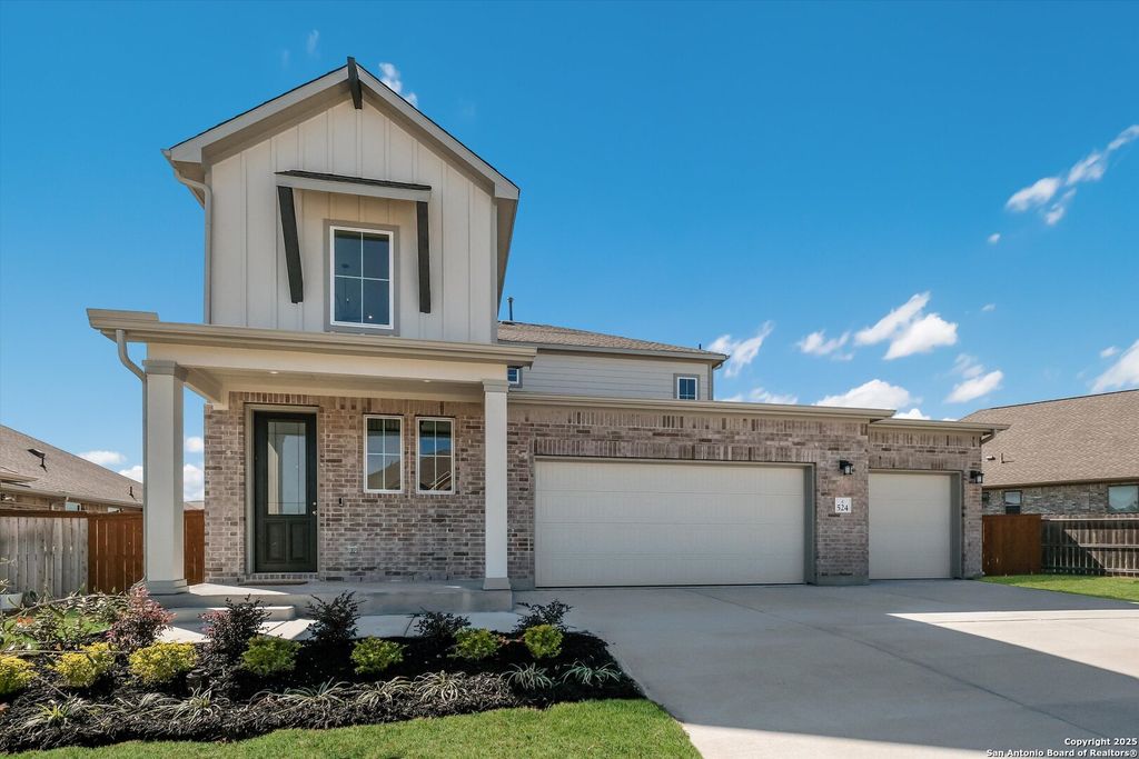 Photo of 524 Foxbrook Way, Cibolo, TX 78108 (MLS # 1887873)