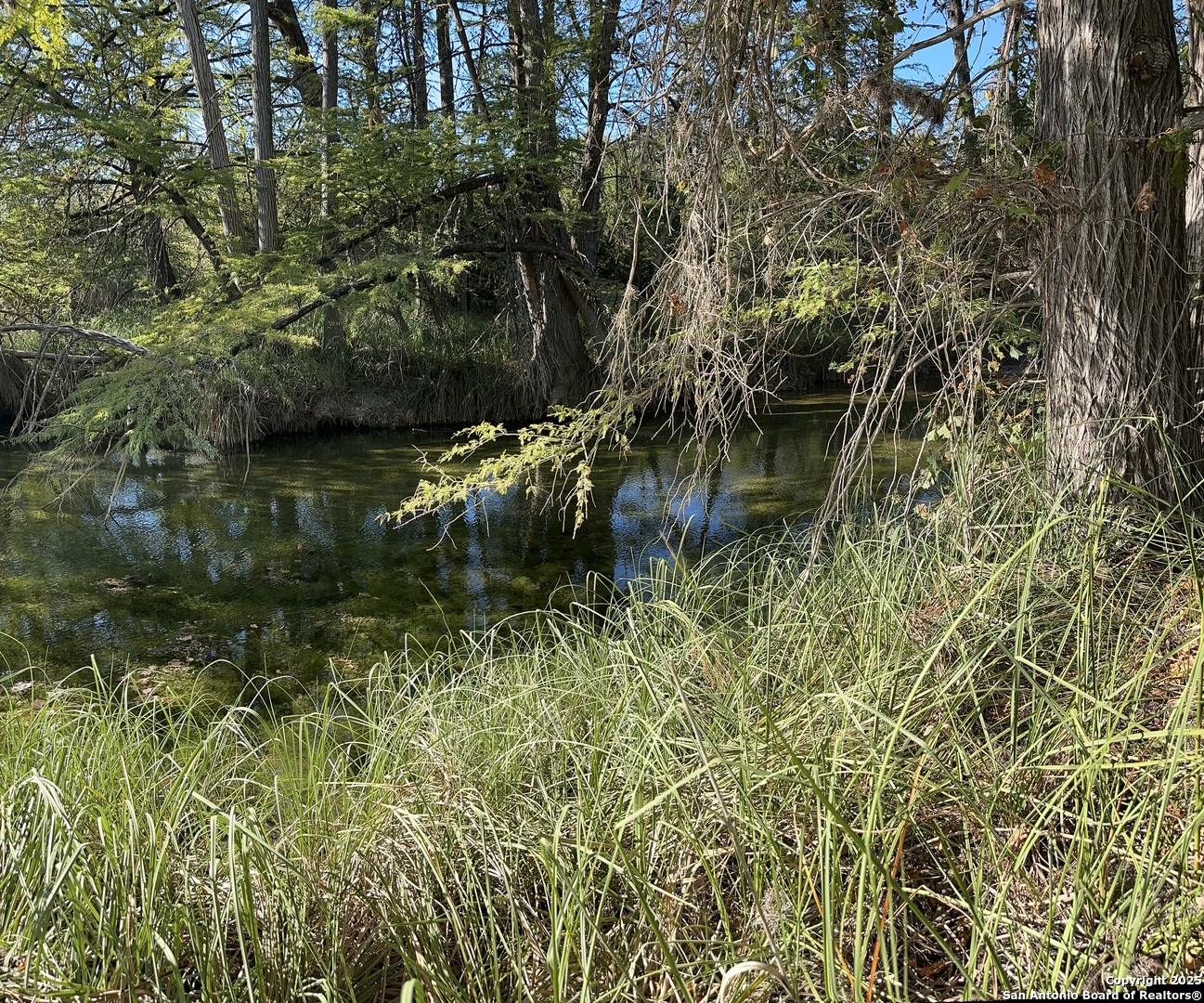 Vanderpool, Texas 78885, United States, 4 Bedrooms Bedrooms, ,3 BathroomsBathrooms,Residential,Active,230408