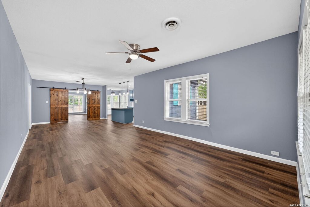 Photo of 703 E KREZDORN ST, Seguin, TX 78155 (MLS # 1958887)