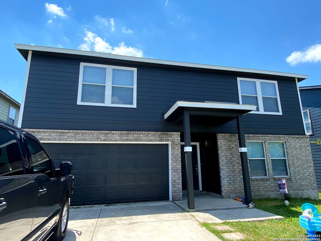 Photo of 145 Gatewood Falls, Cibolo, TX 78108 (MLS # 1911857)