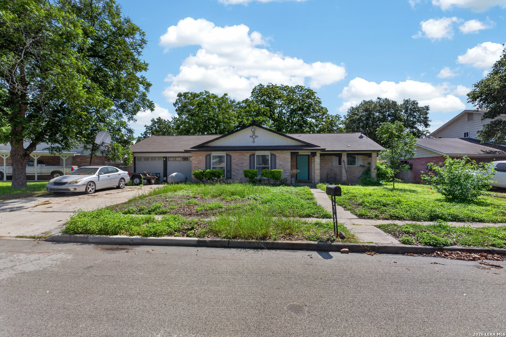 5026 LA HAYA ST
