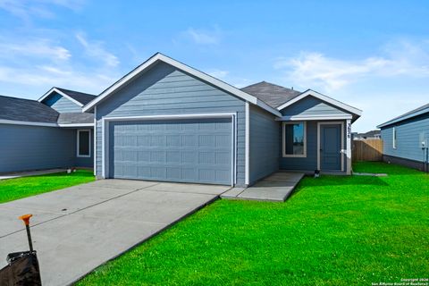 3828 Swift Fox Rd New Braunfels TX 78130