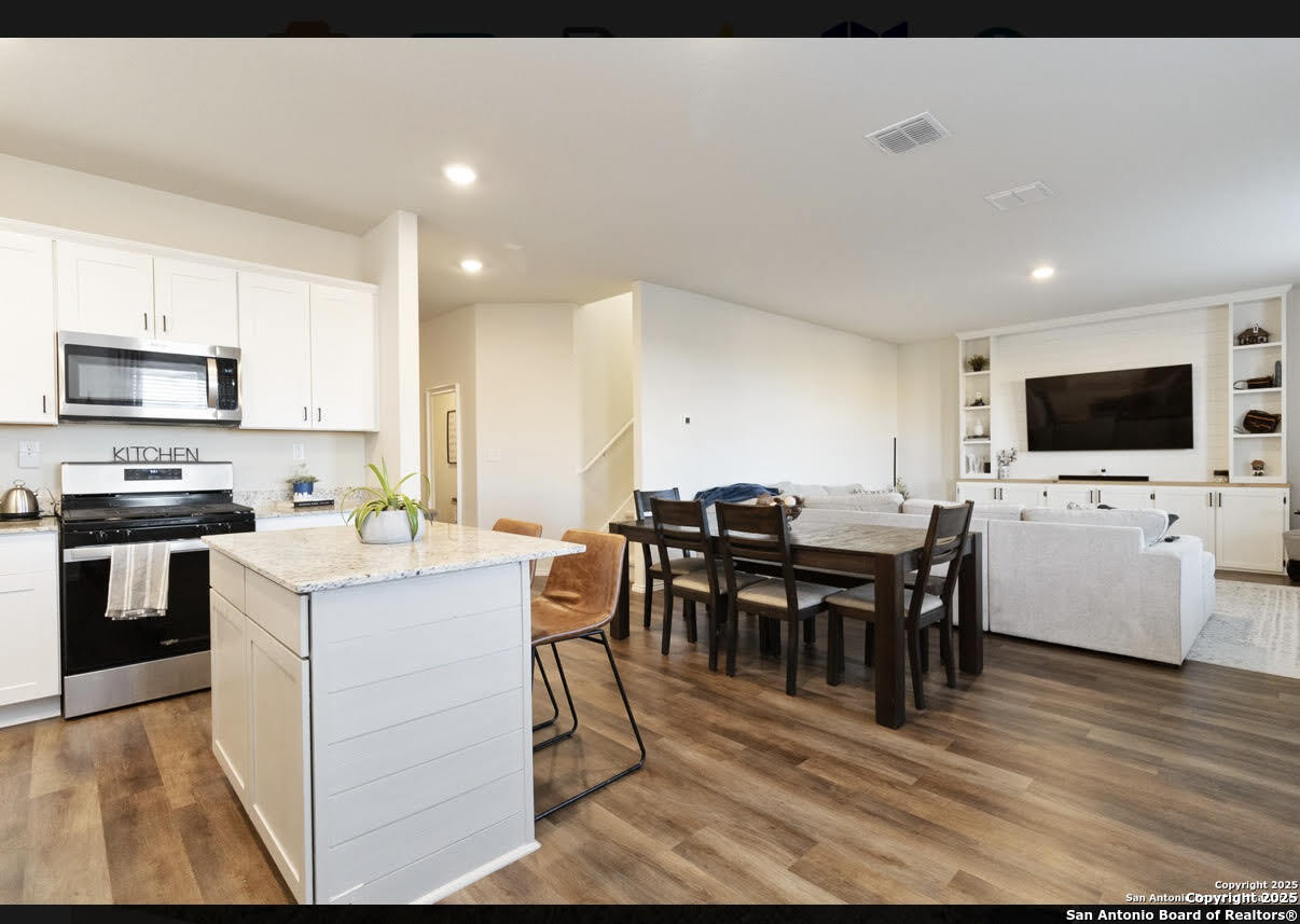 San Antonio, Texas 78253, United States, 4 Bedrooms Bedrooms, ,3 BathroomsBathrooms,Residential,Active,155903