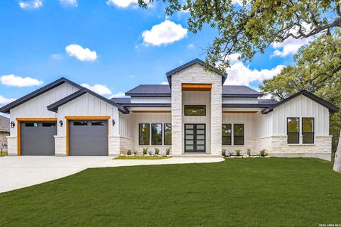 Photo of 112 RIVER VIEW DR, Boerne, TX 78006 (MLS # 1964728)