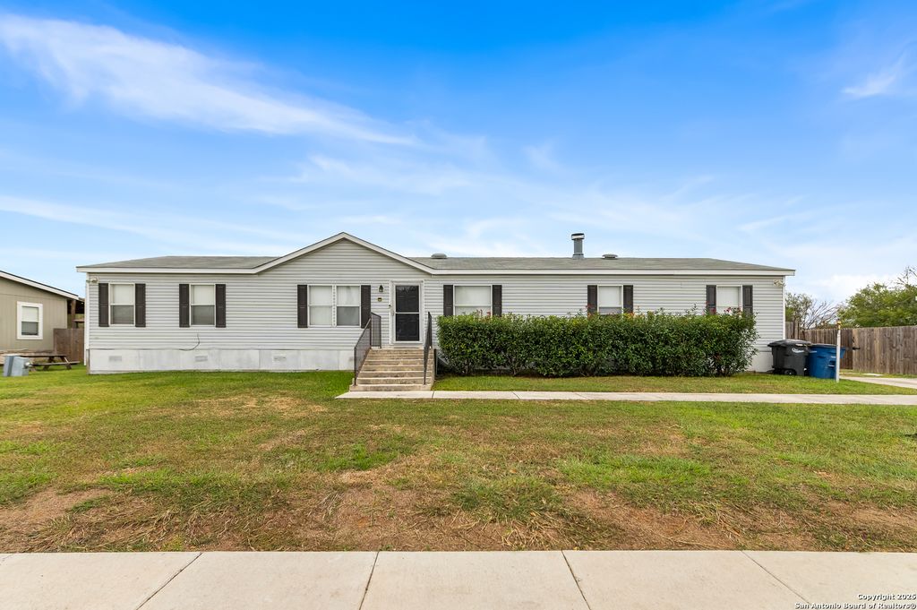 Photo of 2676 Pahmeyer, New Braunfels, TX 78130 (MLS # 1926886)
