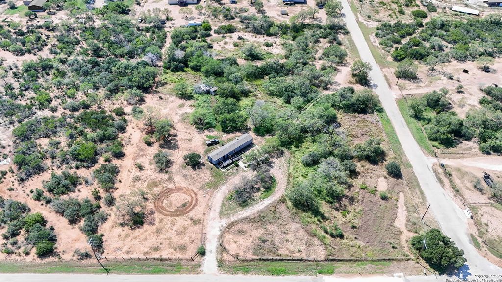Photo of 200 County Road 2662, Devine, TX 78016 (MLS # 1907639)