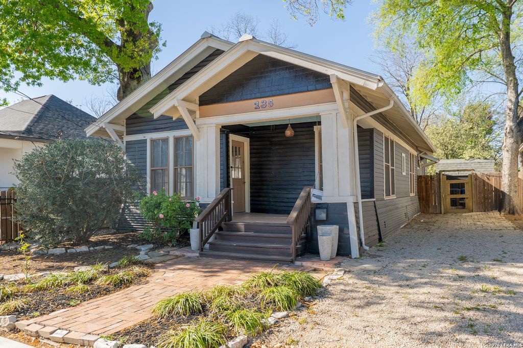 Photo of 135 Panama, San Antonio, TX 78210 (MLS # 1949284)