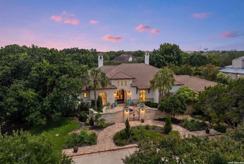 Photo of 112 Tuscany Way, Shavano Park, TX 78249 (MLS # 1968970)