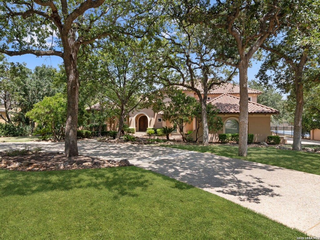 Photo of 410 Bentley Manor, Shavano Park, TX 78249 (MLS # 2015902)