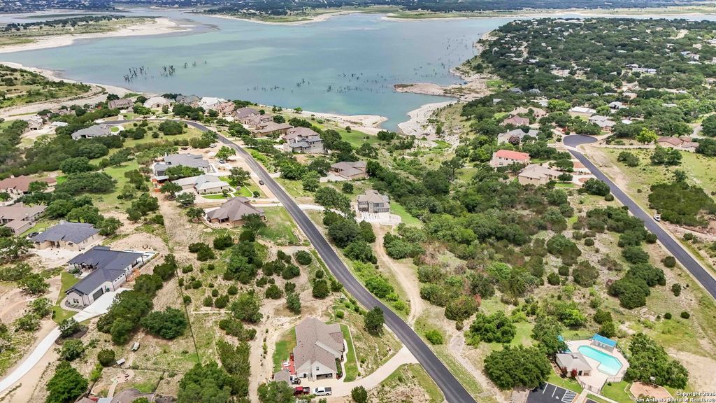 Photo of 378 Oak Shores Dr, Canyon Lake, TX 78133 (MLS # 1886314)