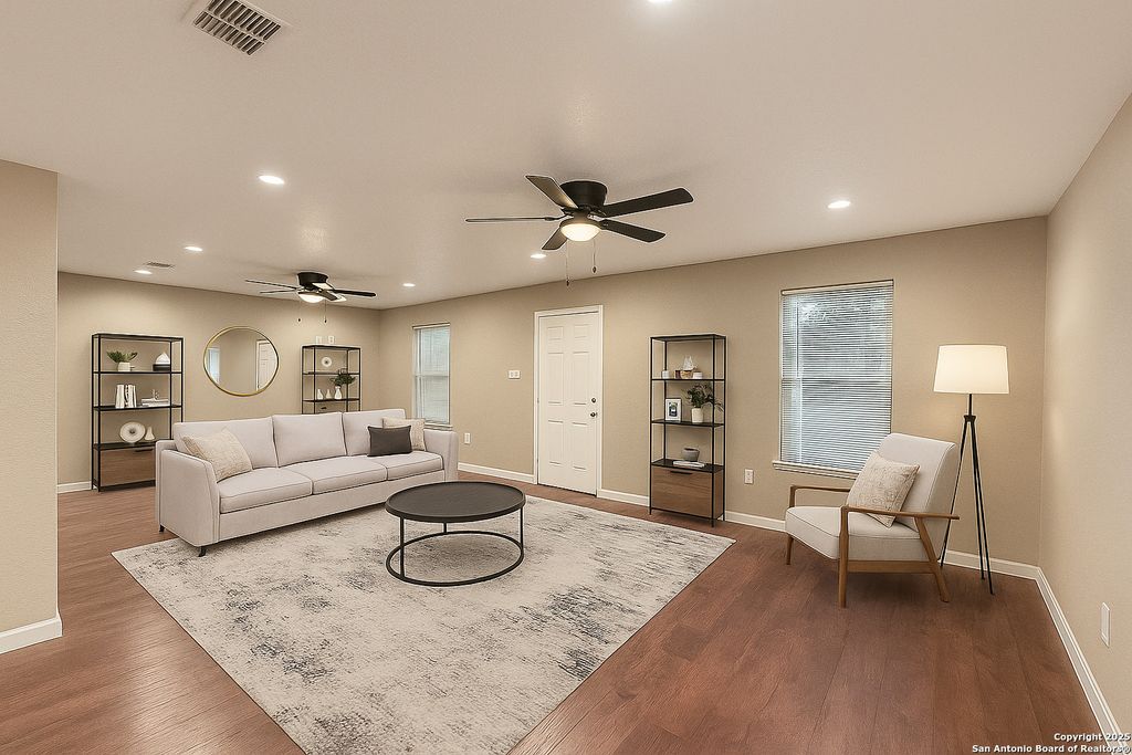 Photo of 1635 Arbor, San Antonio, TX 78207 (MLS # 1920232)