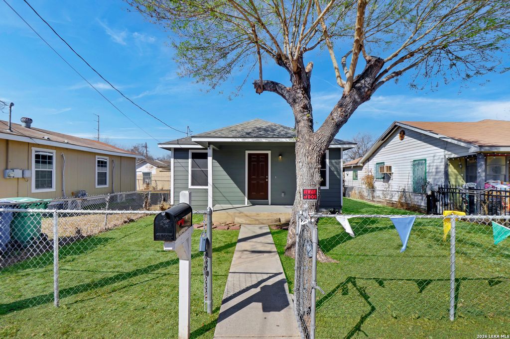 Photo of 1635 Arbor, San Antonio, TX 78207 (MLS # 1920232)