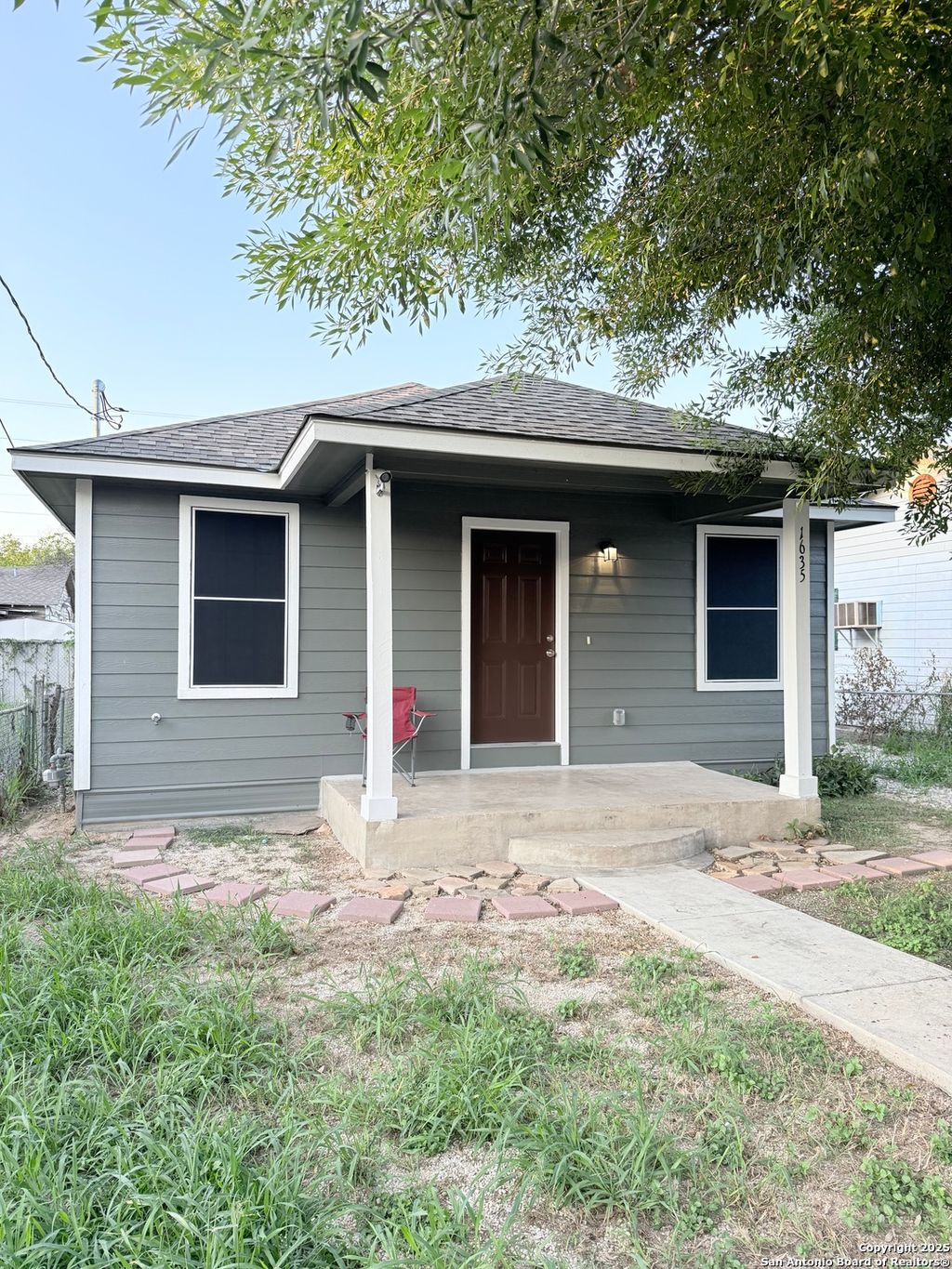 Photo of 1635 Arbor, San Antonio, TX 78207 (MLS # 1920232)