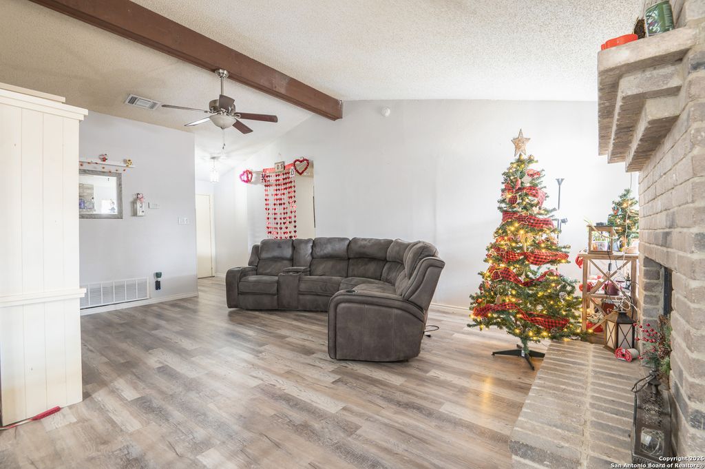 Photo of 13822 Escort, San Antonio, TX 78233 (MLS # 1934688)