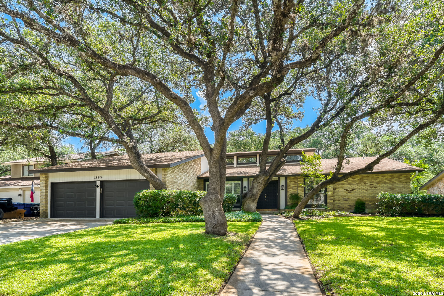 13914 Sugarberry Woods Street