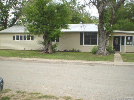 1501 AVENUE J, HONDO, TX 78861 - Image 26f7fd84ccb17400b5b75d77fba21bbd/2338668945