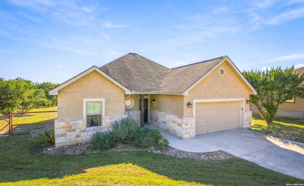 1655 ROCKY RIDGE LOOP, CANYON LAKE, TX 78133 - Image 2730a85ee050ea7e35ccd2878de574ac/572933883