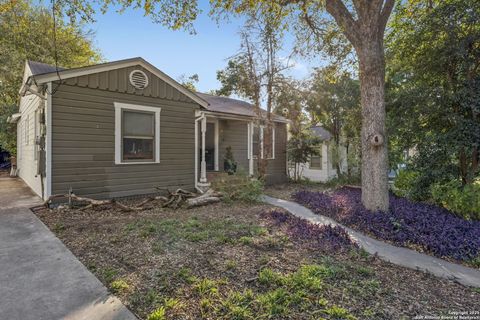 Photo of 126 College Blvd., Alamo Heights, TX 78209 (MLS # 1915453)