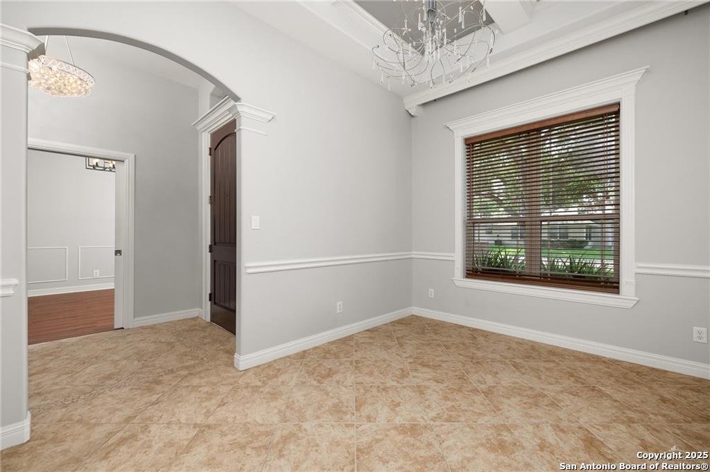 109 Palm Valley Cir