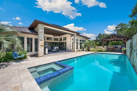 Property photo of 10542 Kendall Canyon, San Antonio, TX 78255