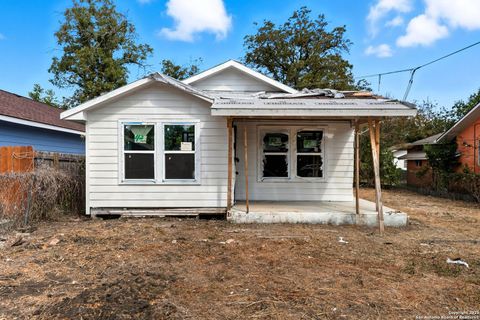 2031 E crockett San Antonio TX 78202