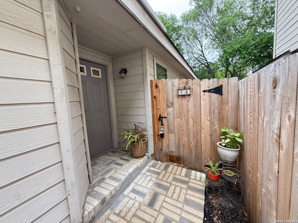 Photo of 86 Coastal, San Antonio, TX 78240 (MLS # 1955170)