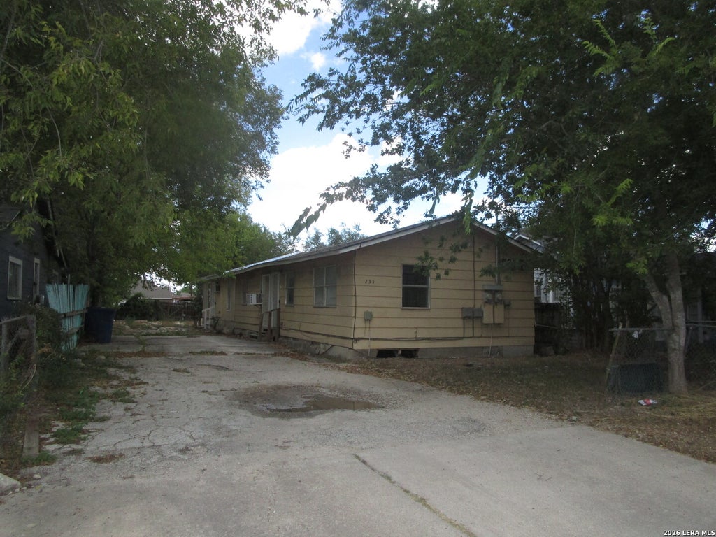 Photo of 235 Cantrell, San Antonio, TX 78221 (MLS # 2018392)