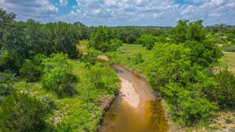 9162 FM -1221 London TX 76854